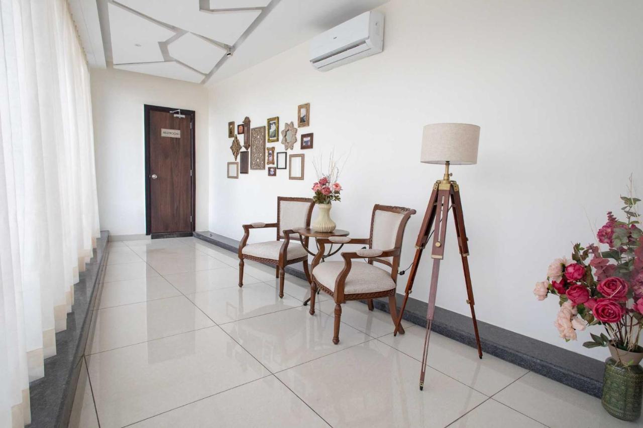 Hotel Alaya Dehradun Zewnętrze zdjęcie