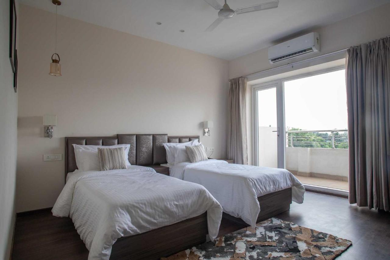 Hotel Alaya Dehradun Zewnętrze zdjęcie